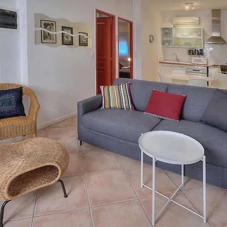 2 Pieces Centre Proche Palais A1b245 Apartment